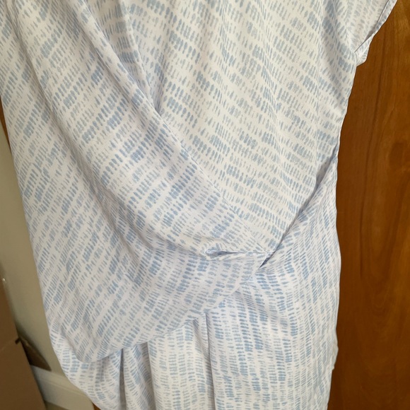 Woman’s short sleeve blouse a.n.a size large NEW - Picture 3 of 11